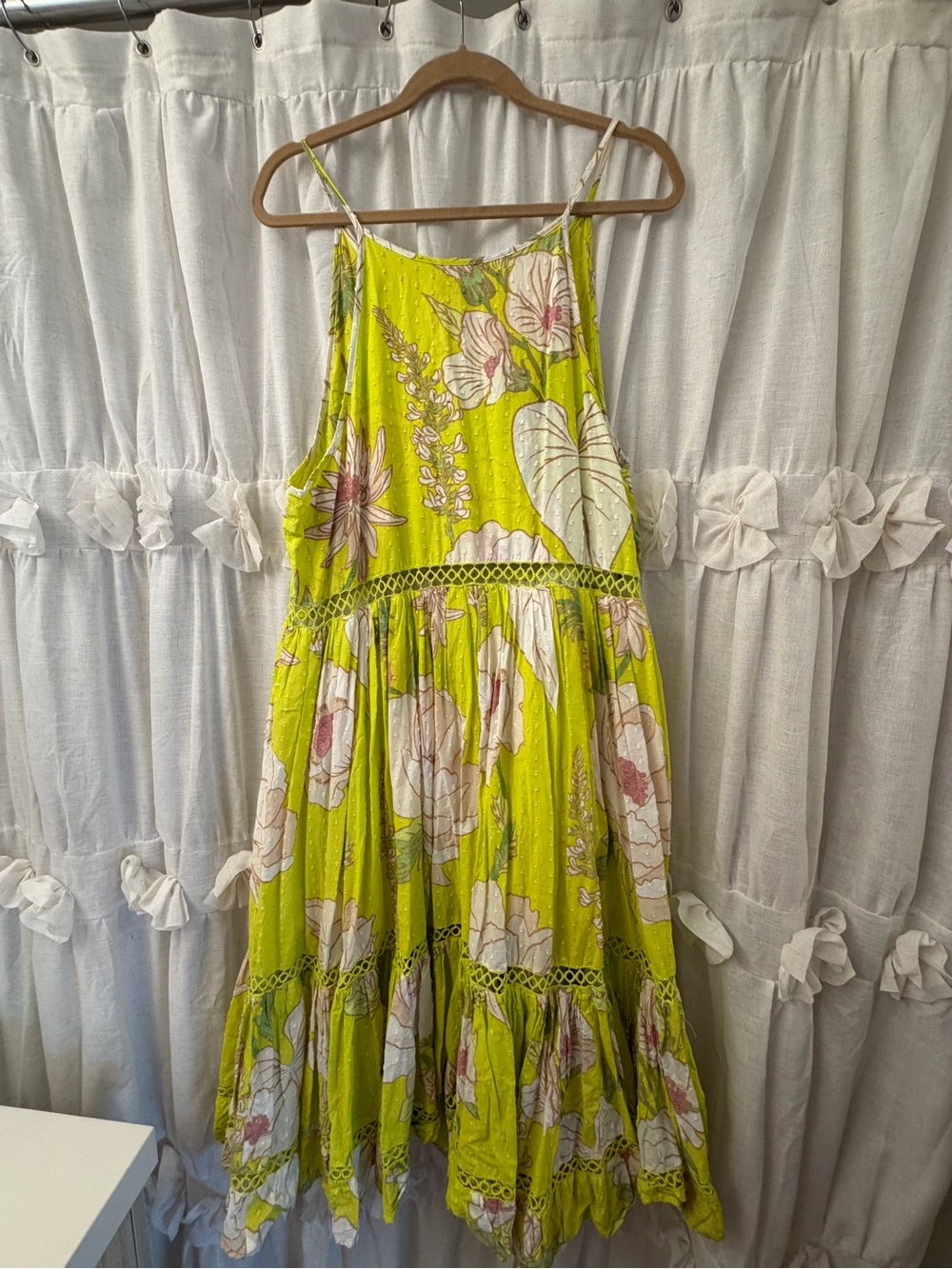 FARM Rio Lime Green Floral Midi Dress with White & Pink Accents - Picture 2 of 2